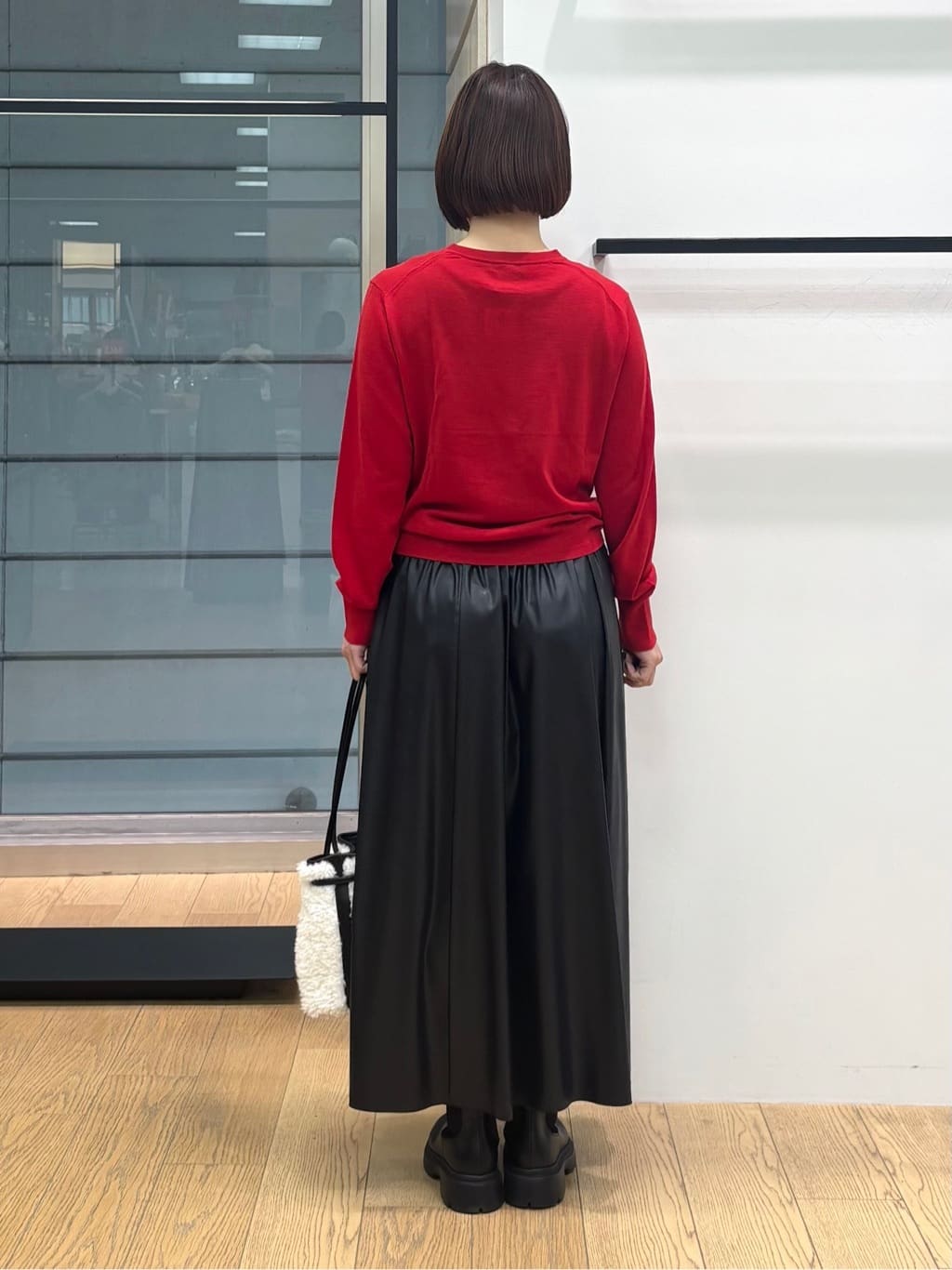 asamiさんの「INDIVI｜【洗える】ハイゲージニットカーディガン」を使ったコーディネート