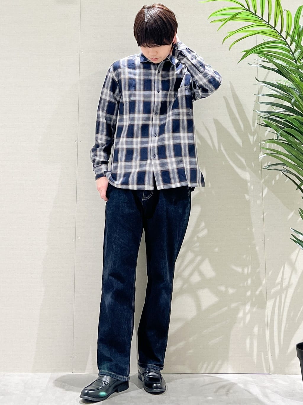 SHI-MAさんの「THE SHOP TK｜【長く愛せる、定番ロンT】リンクスジャカード長袖Tシャツ」を使ったコーディネート