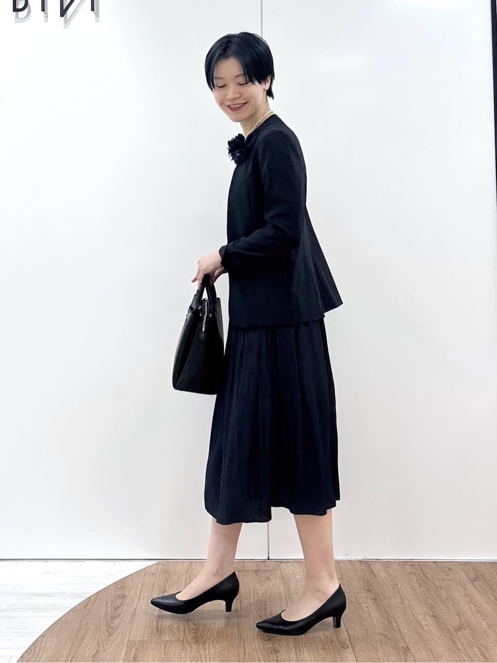 kanaeさんの「INDIVI｜【通勤スーツ／洗える】ストレッチカラーレスジャケット」を使ったコーディネート