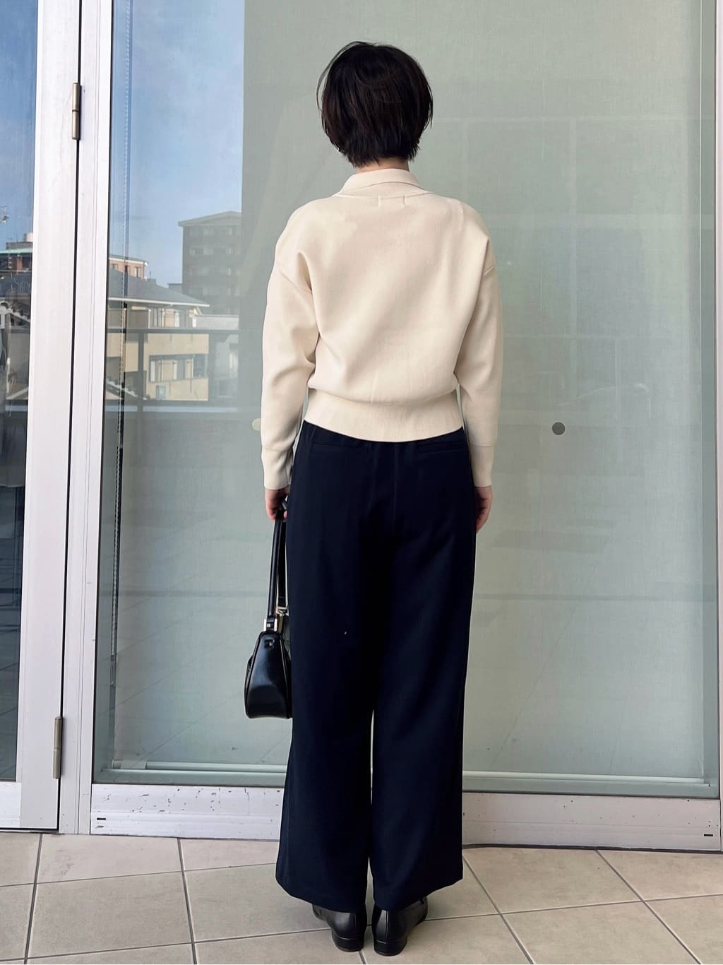 yo-koさんの「OPAQUE.CLIP｜ハーフZIP刺繍ロゴニット【洗濯機OK】」を使ったコーディネート
