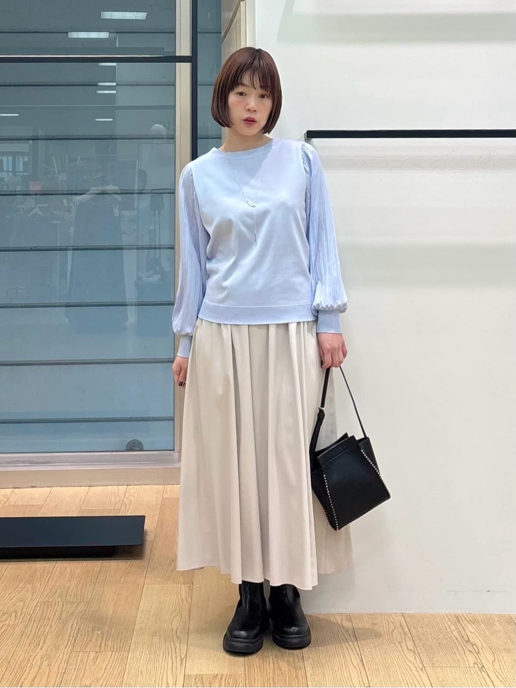 asamiさんの「INDIVI｜【洗える／華やか】袖プリーツニット」を使ったコーディネート