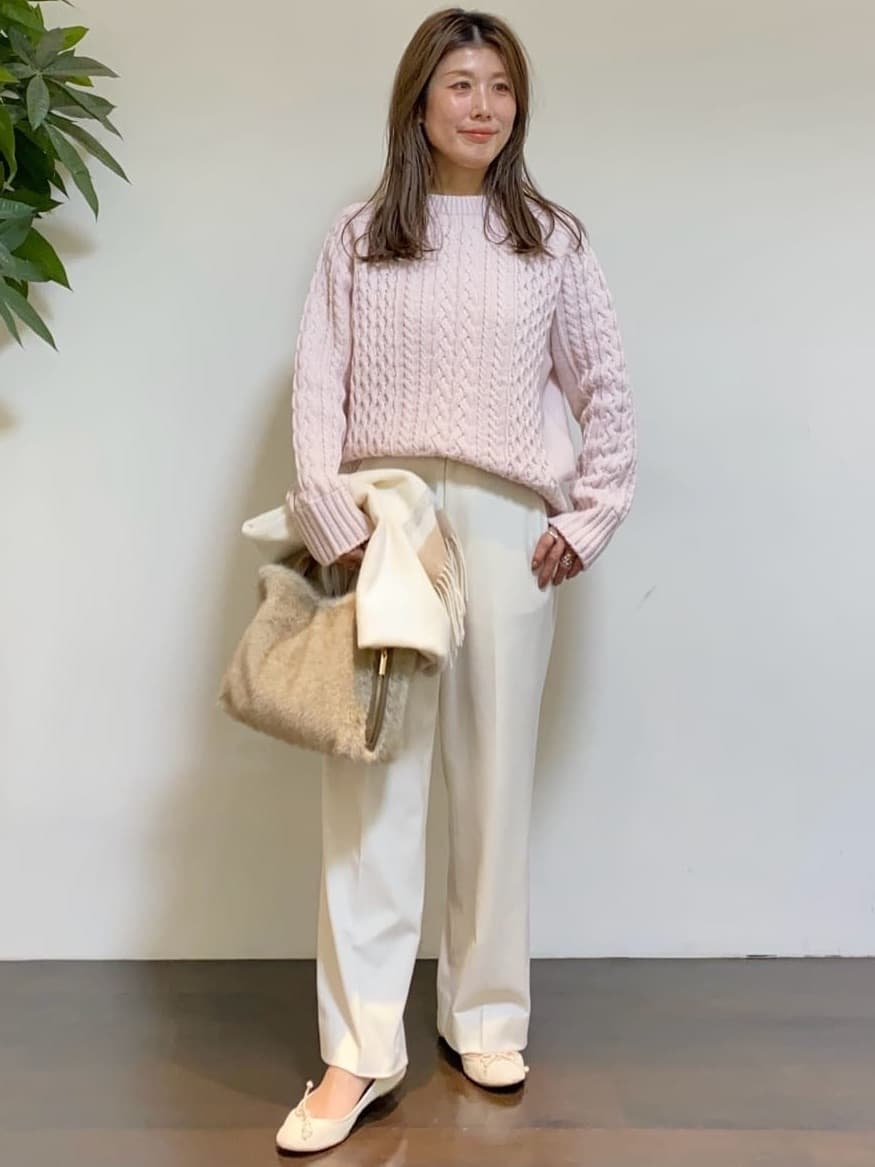 tomoさんの「UNTITLED｜【はっ水機能/フード取り外し可】ミディダウンコート」を使ったコーディネート