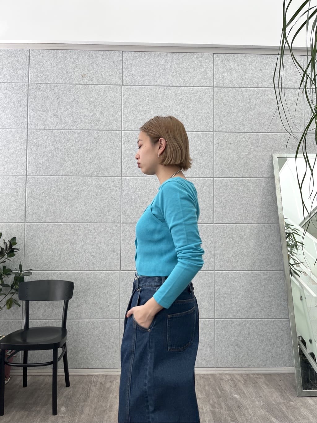 Harukaさんの「INDIVI｜ビスチェレイヤードニット」を使ったコーディネート