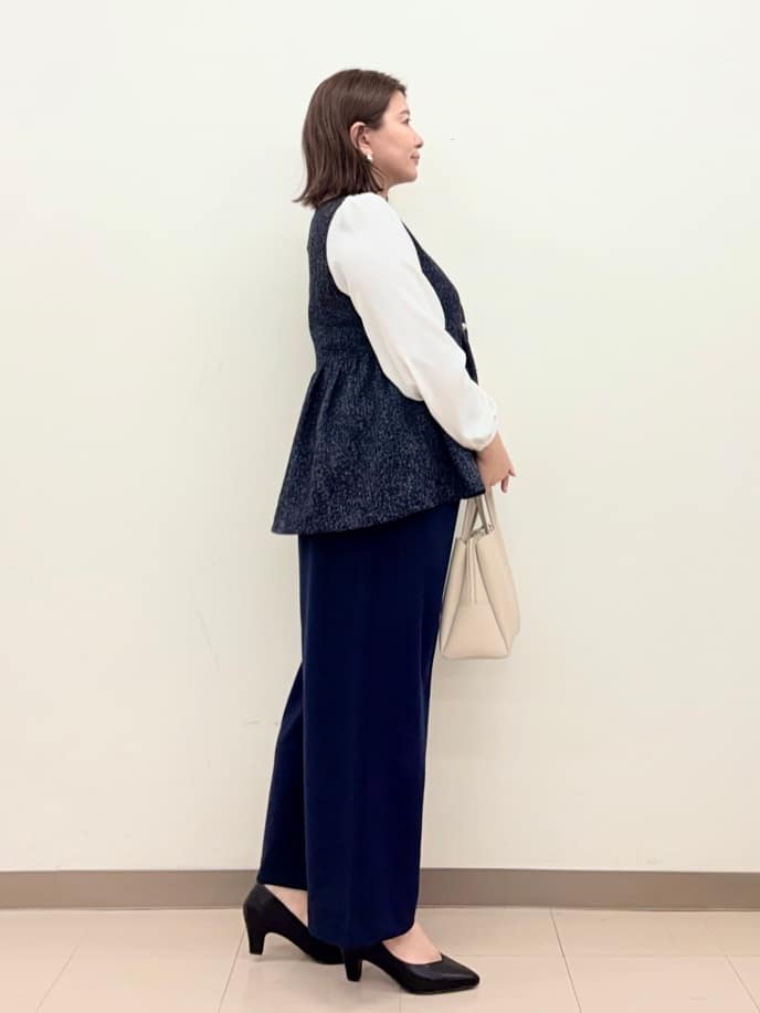 haruさんの「SHOO･LA･RUE｜【2WAY】上品きれい 金具ベルトトートバッグ」を使ったコーディネート