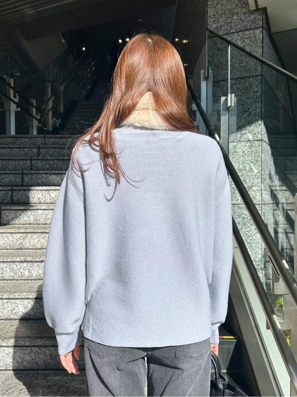 Risaさんの「OPAQUE.CLIP｜ラメガーターボートネックニット【洗濯機OK】」を使ったコーディネート