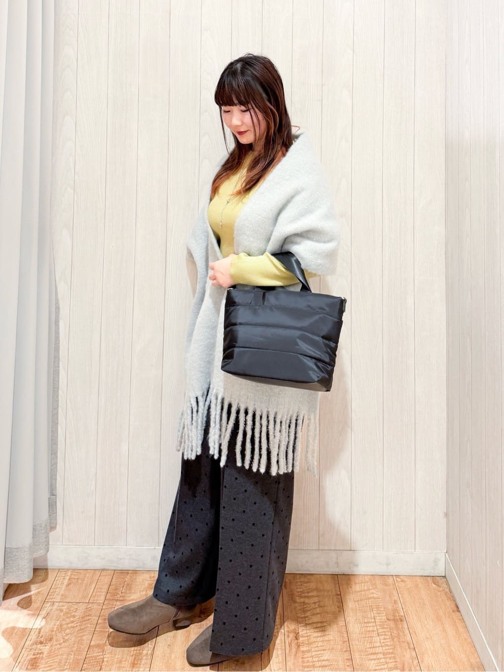 愛さんの「SHOO･LA･RUE｜ストレッチローヒール」を使ったコーディネート