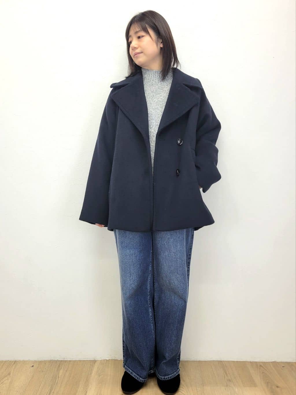 LISAさんの「OPAQUE.CLIP｜カシミヤブレンドウールミドルピーコート」を使ったコーディネート