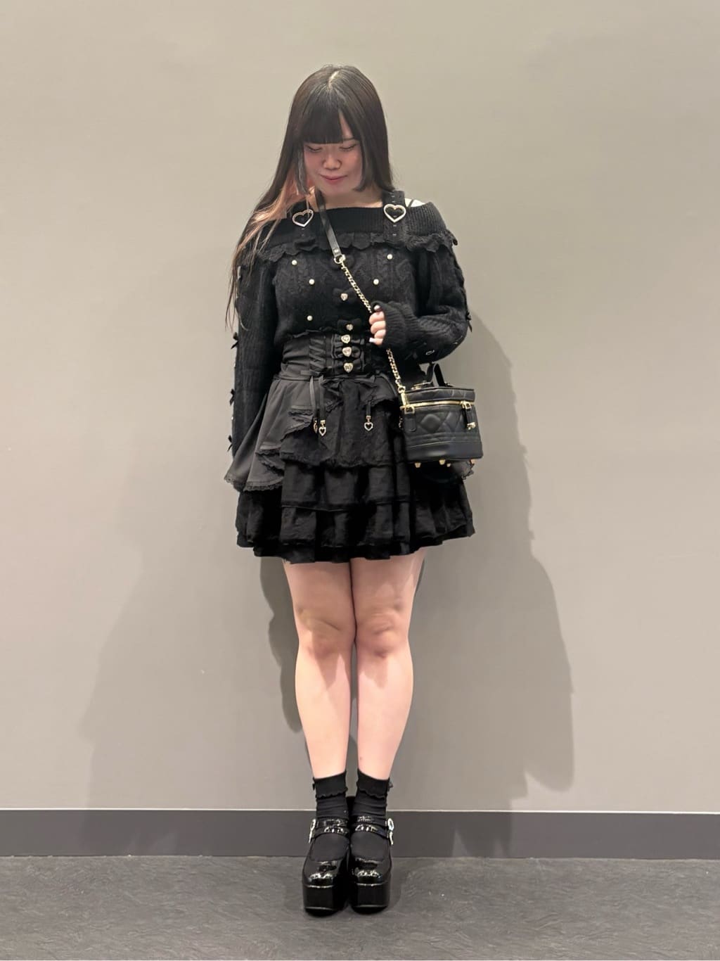 ひなさんの「ESPERANZA｜キルティングバニティ3WAYショルダー」を使ったコーディネート