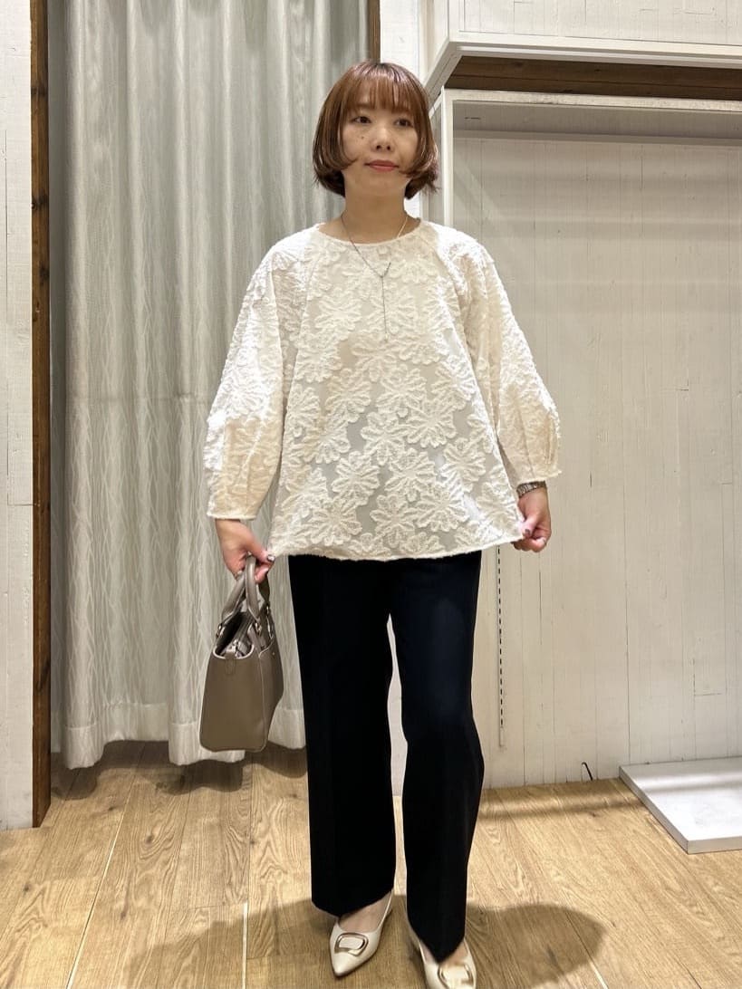 ga_riさんの「THE SHOP TK｜【通勤スタイルに】ダブルクロスワイドパンツ/セットアップ可」を使ったコーディネート