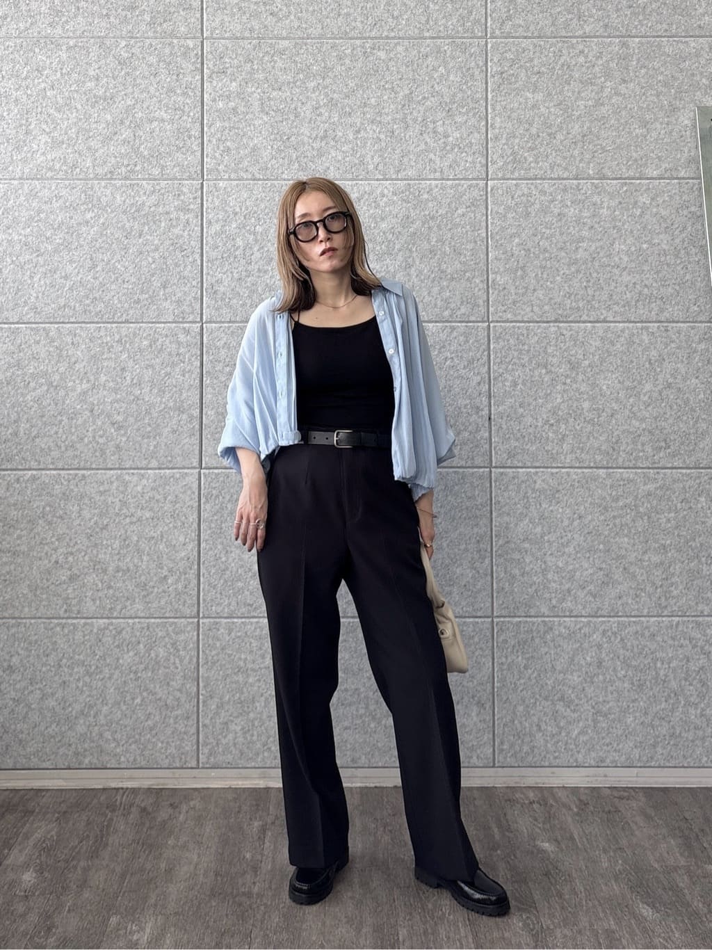 kotakiさんの「INDIVI｜バルーンシアーブラウス【接触冷感】」を使ったコーディネート