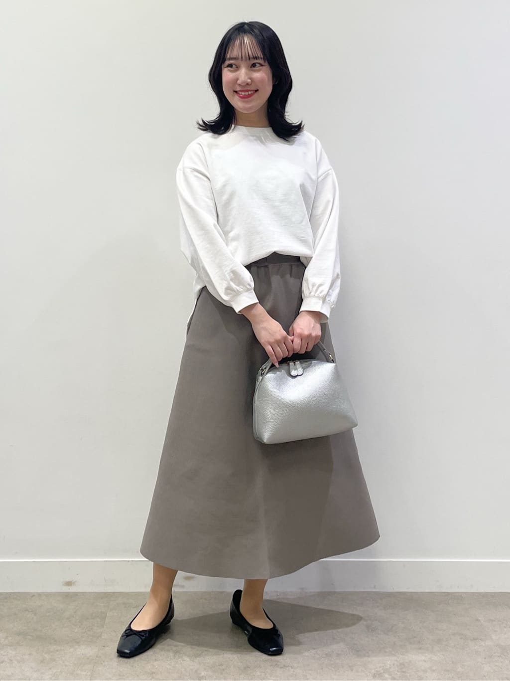 yukariさんの「Dessin｜【360度可愛い・洗える】バックヘンリーカットソー」を使ったコーディネート