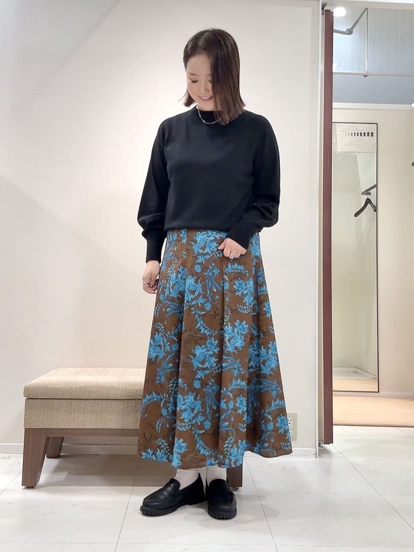 YUIさんの「UNTITLED｜【ロング丈/軽やか】テーラード　リバーコート」を使ったコーディネート