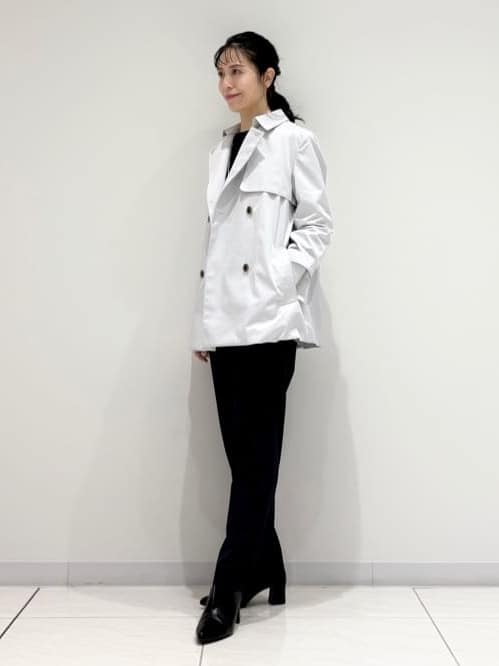 kayoさんの「INDIVI｜【花粉付着防止／撥水／UVケア】名品トレンチコート」を使ったコーディネート