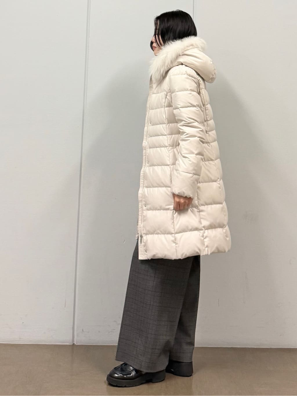 mizukiさんの「INDIVI｜【洗える／毛玉になりにくい】エクストラファインウール ハイネックニット」を使ったコーディネート