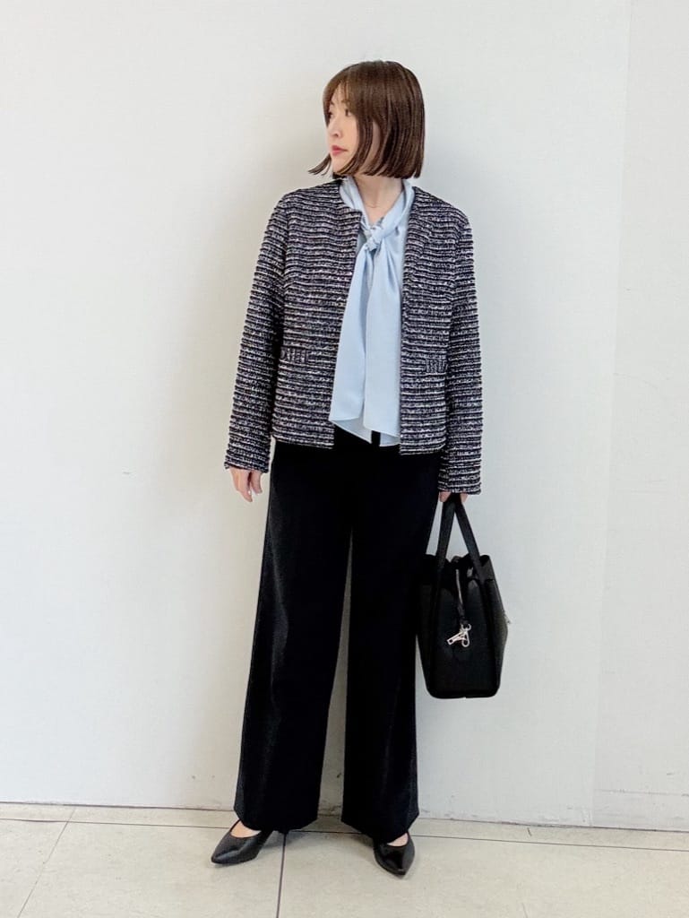 yoshiyaさんの「INDIVI｜【洗える】ジョーゼットボウタイブラウス」を使ったコーディネート