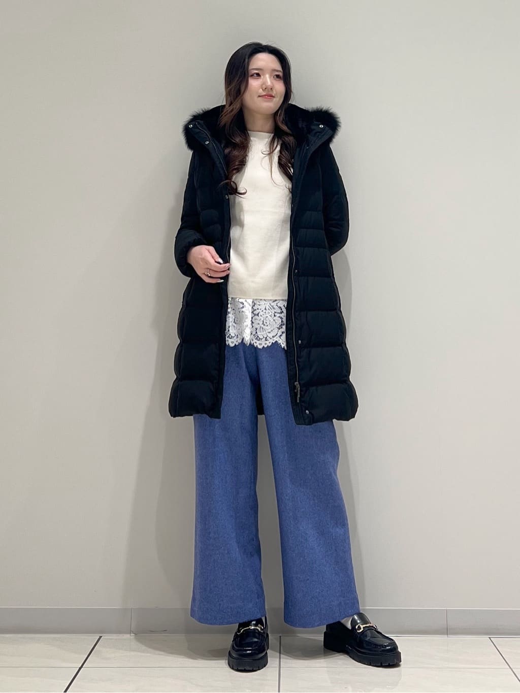 T.Kさんの「INDIVI｜【洗える／選べる8色】トーンアップニット」を使ったコーディネート