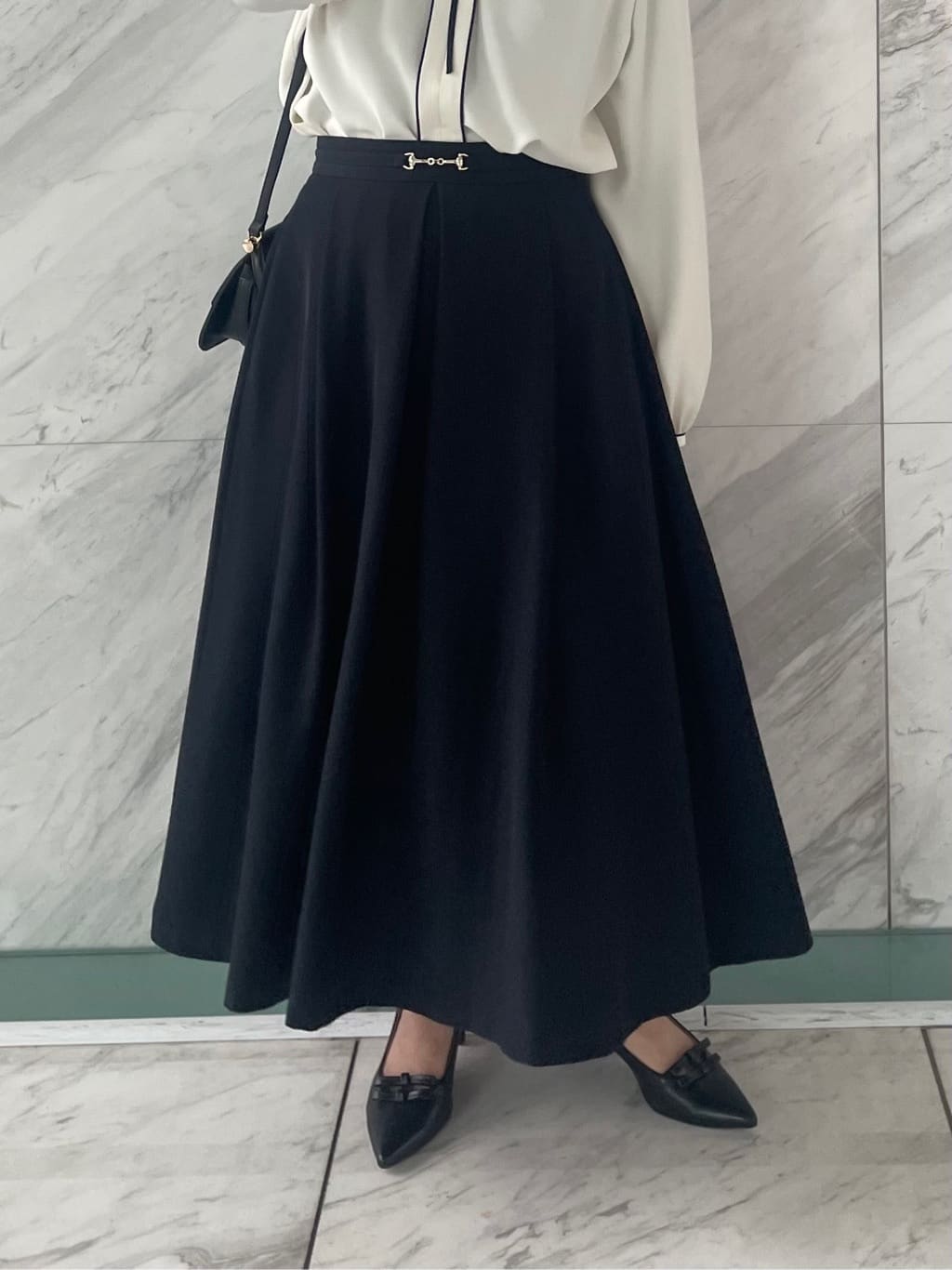 abeさんの「Couture brooch｜ダブルリボンパンプス」を使ったコーディネート