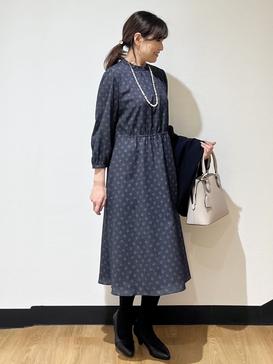 ayaさんの「Reflect｜【きちんと見え／通勤／セレモニーにおすすめ◎】ドット&times;ダイヤ柄ワンピース」を使ったコーディネート