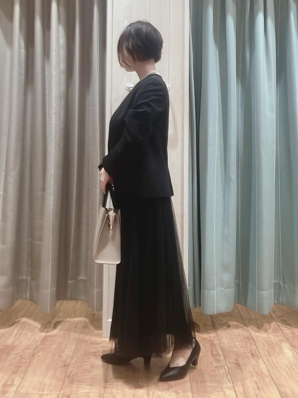 aaamiさんの「SHOO･LA･RUE｜【洗濯機可】セレモニーからデイリーまで ふんわり軽やか チュールギャザースカート」を使ったコーディネート
