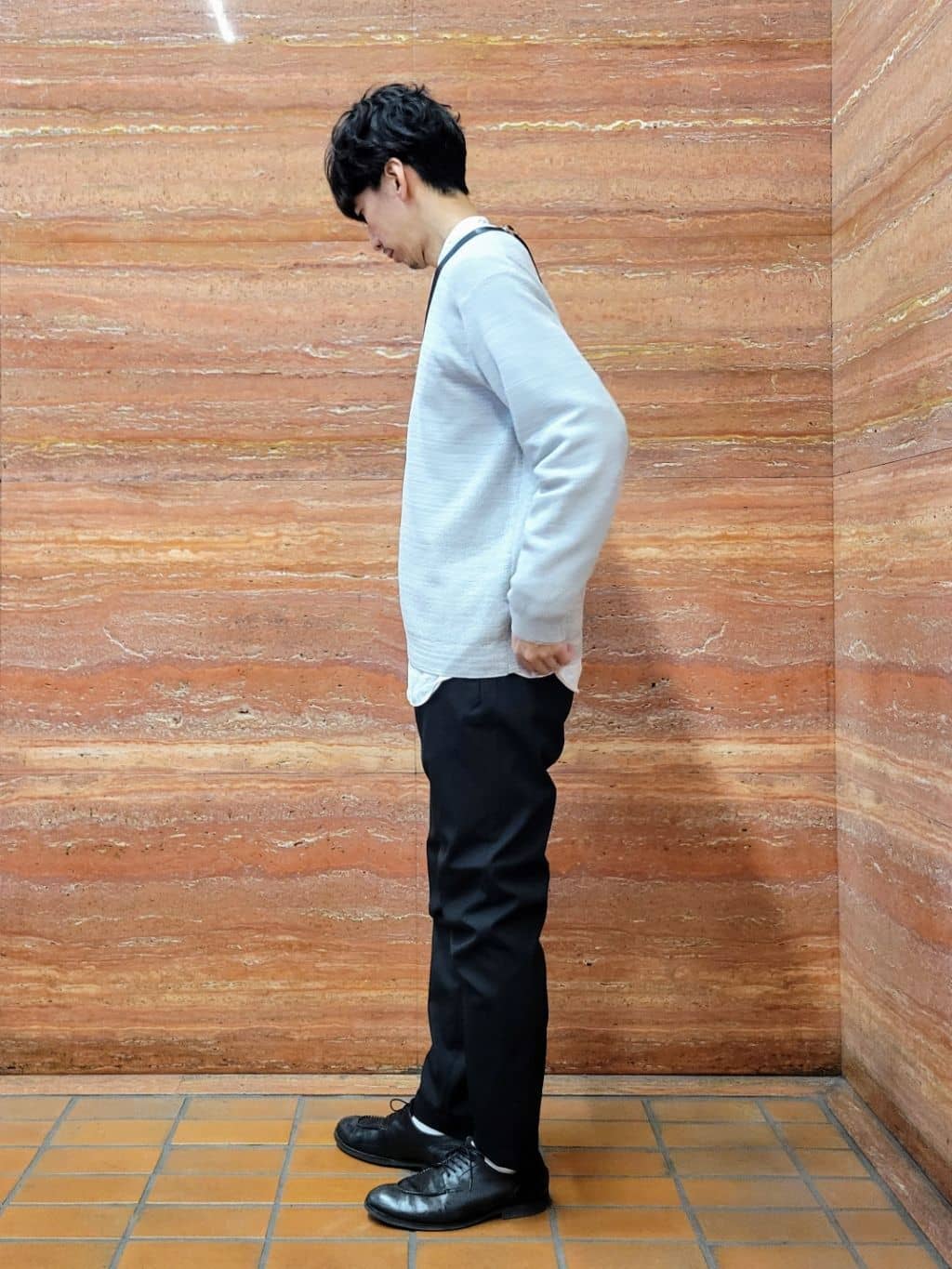 piroyaさんの「TAKEO KIKUCHI｜【洗える】カラースプリングニット」を使ったコーディネート