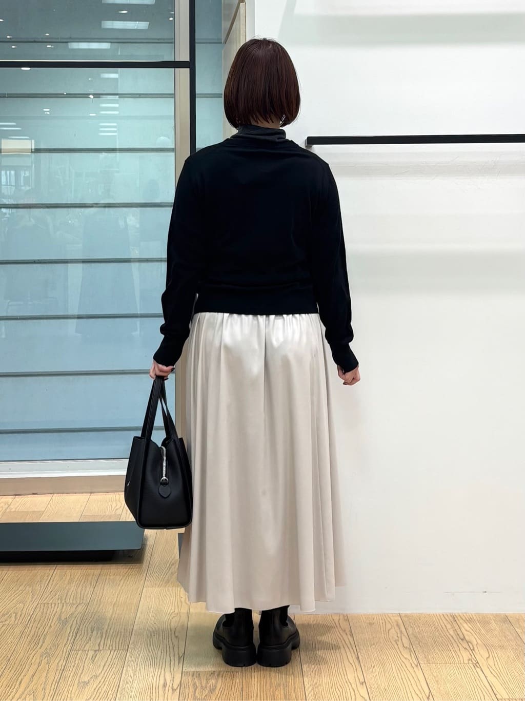asamiさんの「INDIVI｜【洗える】ハイゲージニットカーディガン」を使ったコーディネート