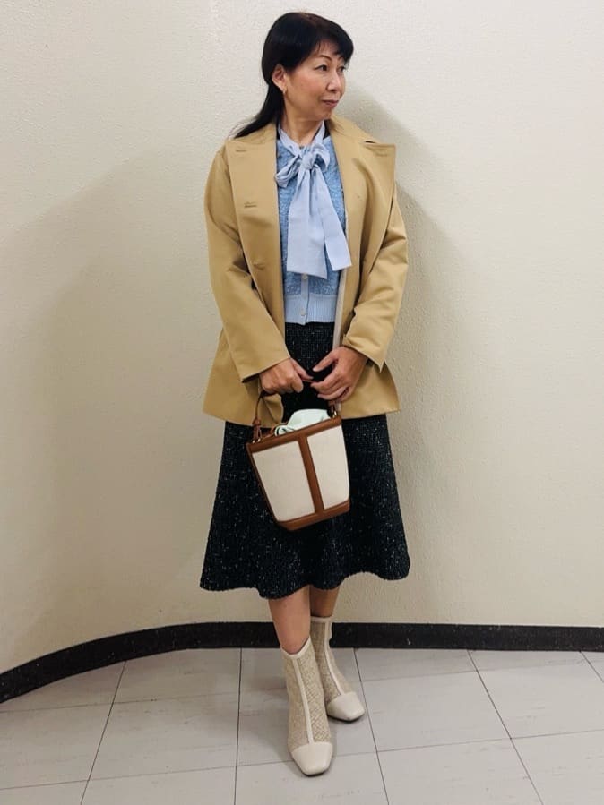 ⭐︎Eimi⭐︎さんの「Reflect｜【通勤／ボウタイ取り外し可】ボウタイ付きバンドカラーブラウス」を使ったコーディネート