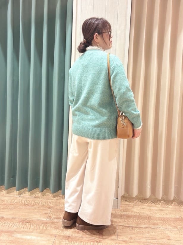 タガさんの「SHOO･LA･RUE｜【着丈選べる/きっと虜になる】あったかもちもち ワイドパンツ」を使ったコーディネート