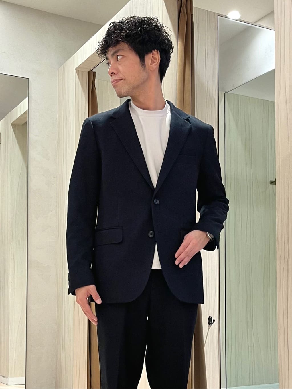 URAさんの「TAKEO KIKUCHI｜【Sサイズ～】尾州織 ピンヘッドムリネ ジャケット」を使ったコーディネート