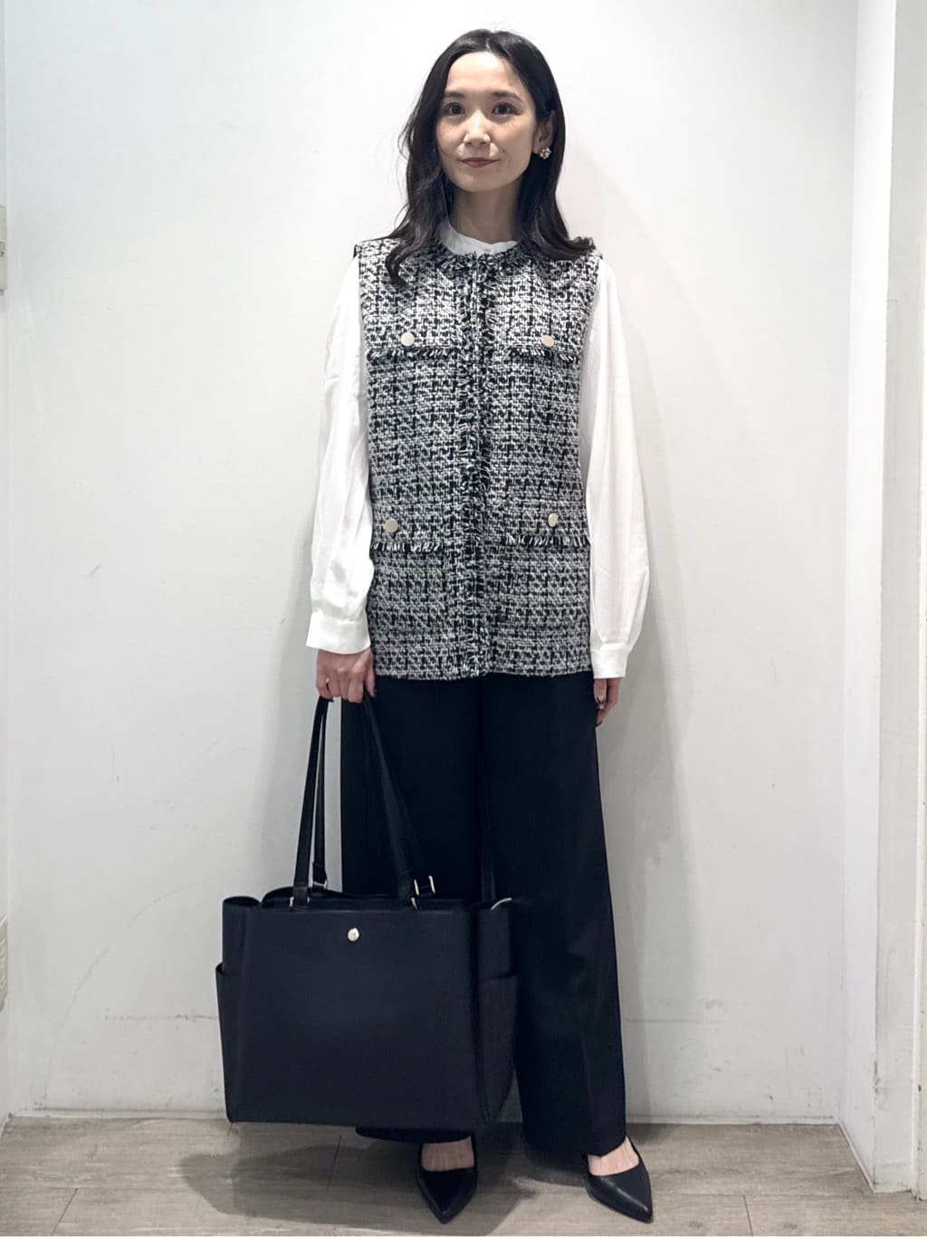 yuicciさんの「OPAQUE.CLIP｜《通勤対応》ツイードジレ【洗える】」を使ったコーディネート