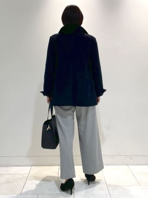 フミさんの「Reflect｜【選べる5色／ゆったりシルエット】Vネックスパンコールニット」を使ったコーディネート
