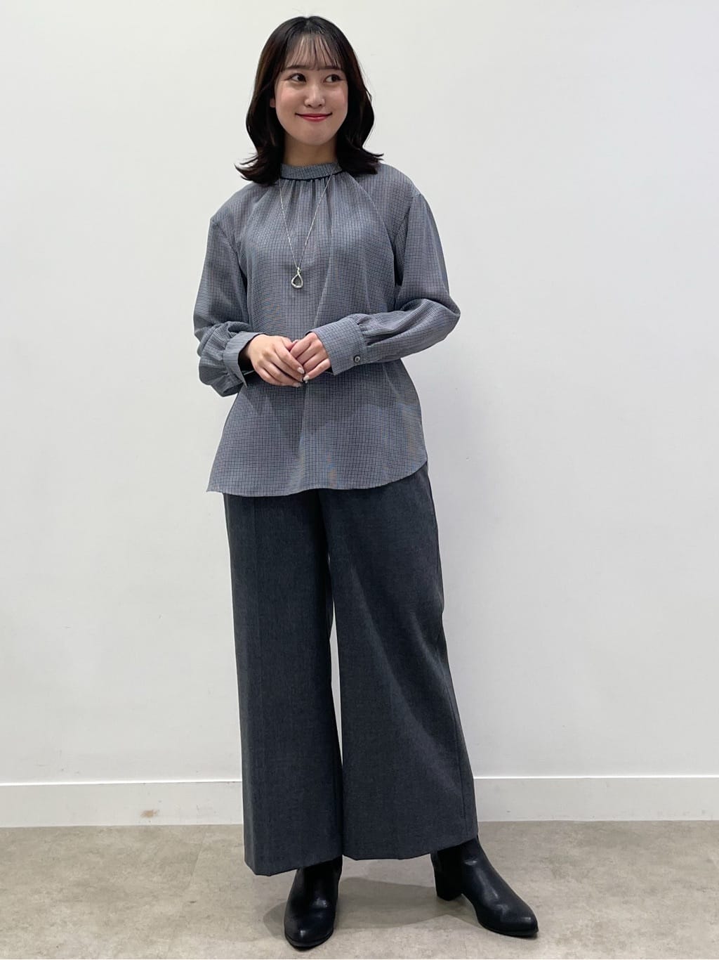 yukariさんの「Reflect｜【長め丈／ドライタッチ】ガンクラブチェック柄ブラウス」を使ったコーディネート