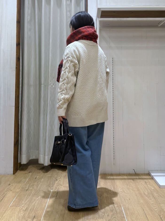 chさんの「THE SHOP TK｜【洗える】冬のコーデを盛り上げる マットモール ケーブルニット」を使ったコーディネート