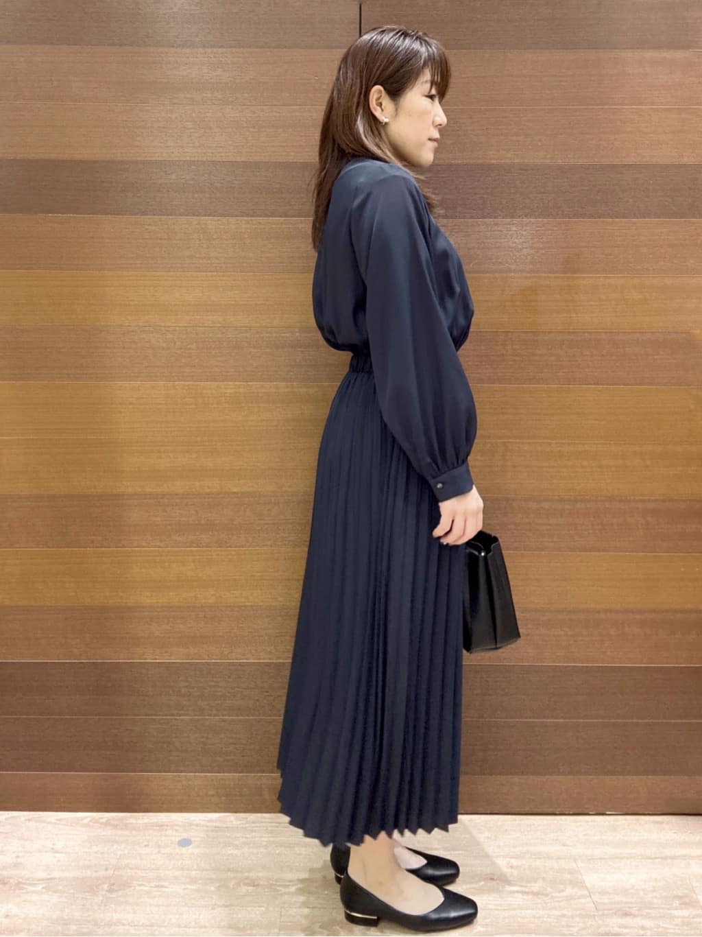 maichiさんの「OPAQUE.CLIP｜《通勤対応》ジョーゼットプリーツワンピース【洗濯機OK】」を使ったコーディネート