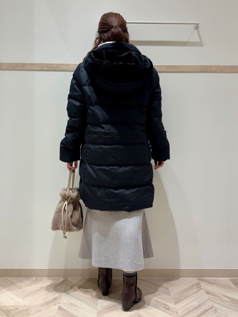 c_h_i_k_aさんの「SHOO･LA･RUE｜【洗濯機可/撥水】フェイクファーフード ロングダウン」を使ったコーディネート