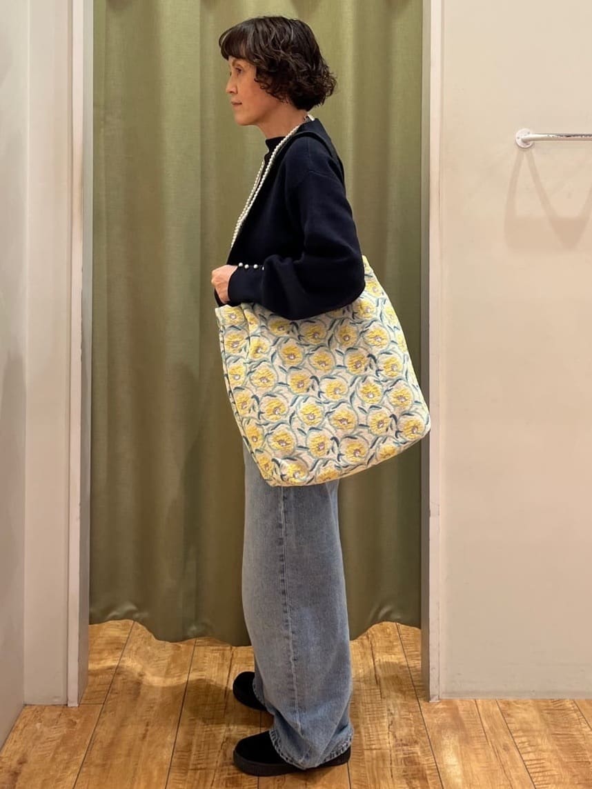 ☆ほしさんの「SHOO･LA･RUE｜【毛玉になりにくい/洗濯機可/S-LL】お袖パールの上品ニット」を使ったコーディネート
