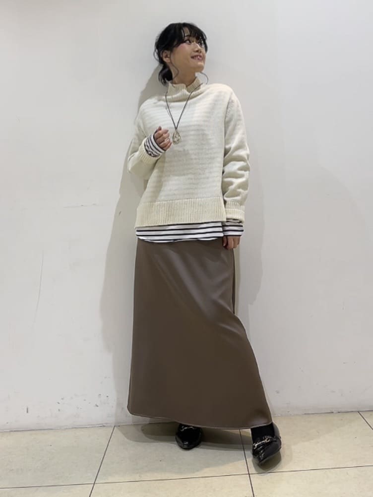 watanabeさんの「UNTITLED｜【8色展開/洗える】ウールカシミヤ ハイネックニット」を使ったコーディネート