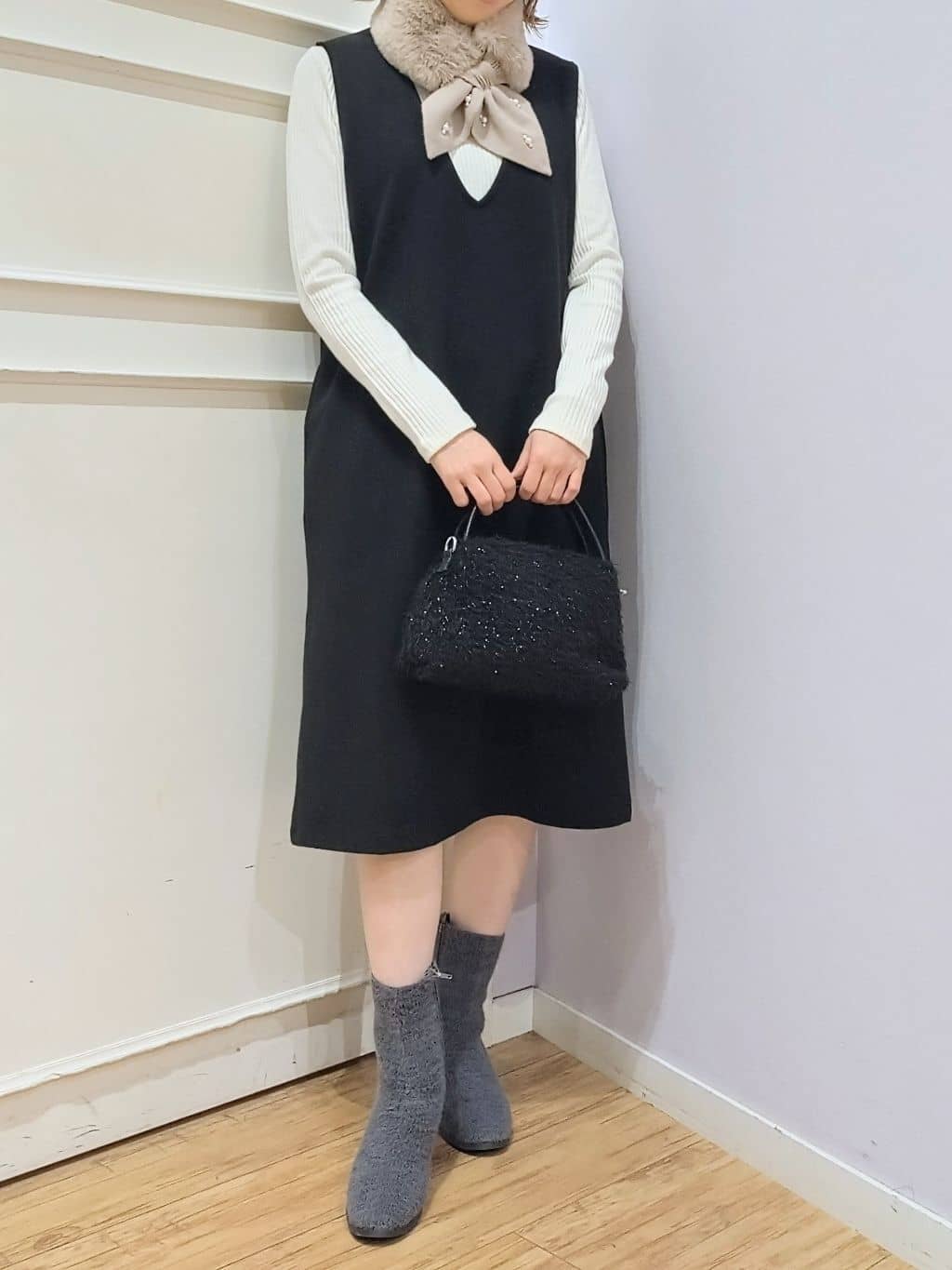miomioさんの「SHOO･LA･RUE｜【2点セット/洗濯機可】時短でコーデが決まる ジャンドレ+リブインナー」を使ったコーディネート