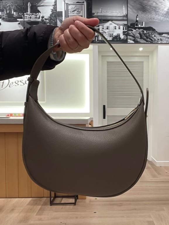 rinさんの「Dessin｜【撥水・2WAY】ミュラーダウンコートミドル丈」を使ったコーディネート