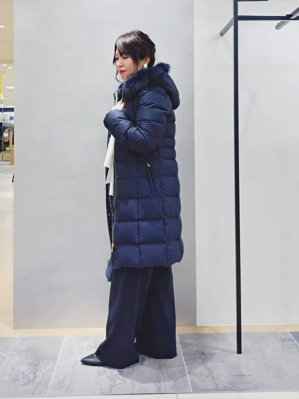 TOMOMIさんの「INDIVI｜【新作褒められパンツ】快温ワイドパンツ」を使ったコーディネート
