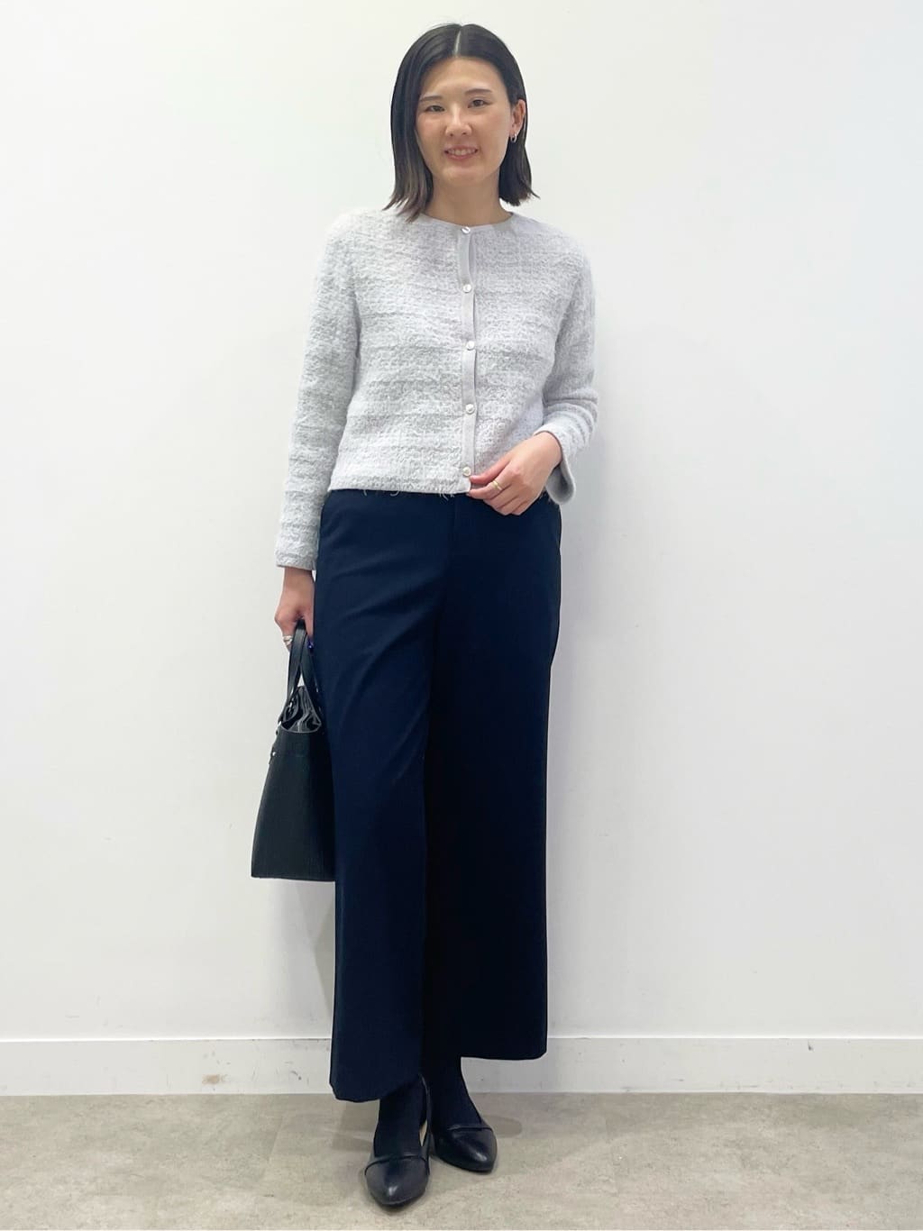 あやたかさんの「Reflect｜【お食事会やお出かけに◎】ふんわりジャカード編みカーディガン」を使ったコーディネート