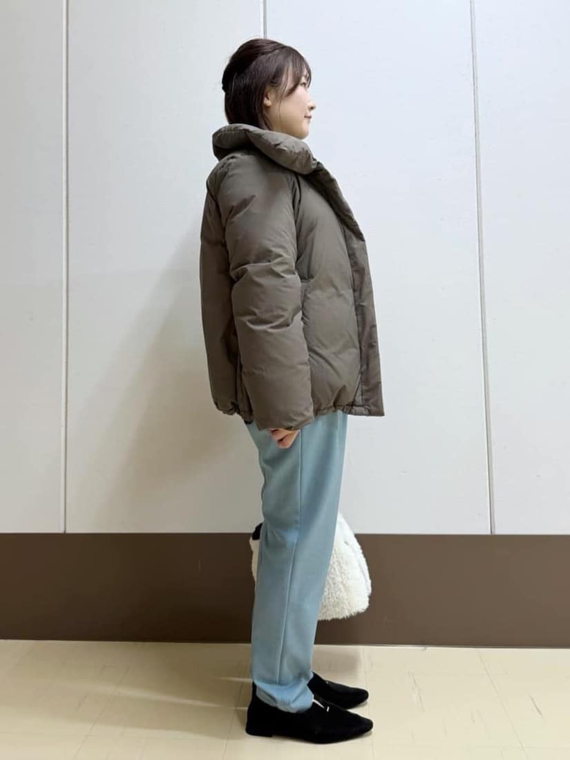 Rikoさんの「INDIVI｜【カシミヤ混】ミドルゲージ ハイネックニット」を使ったコーディネート