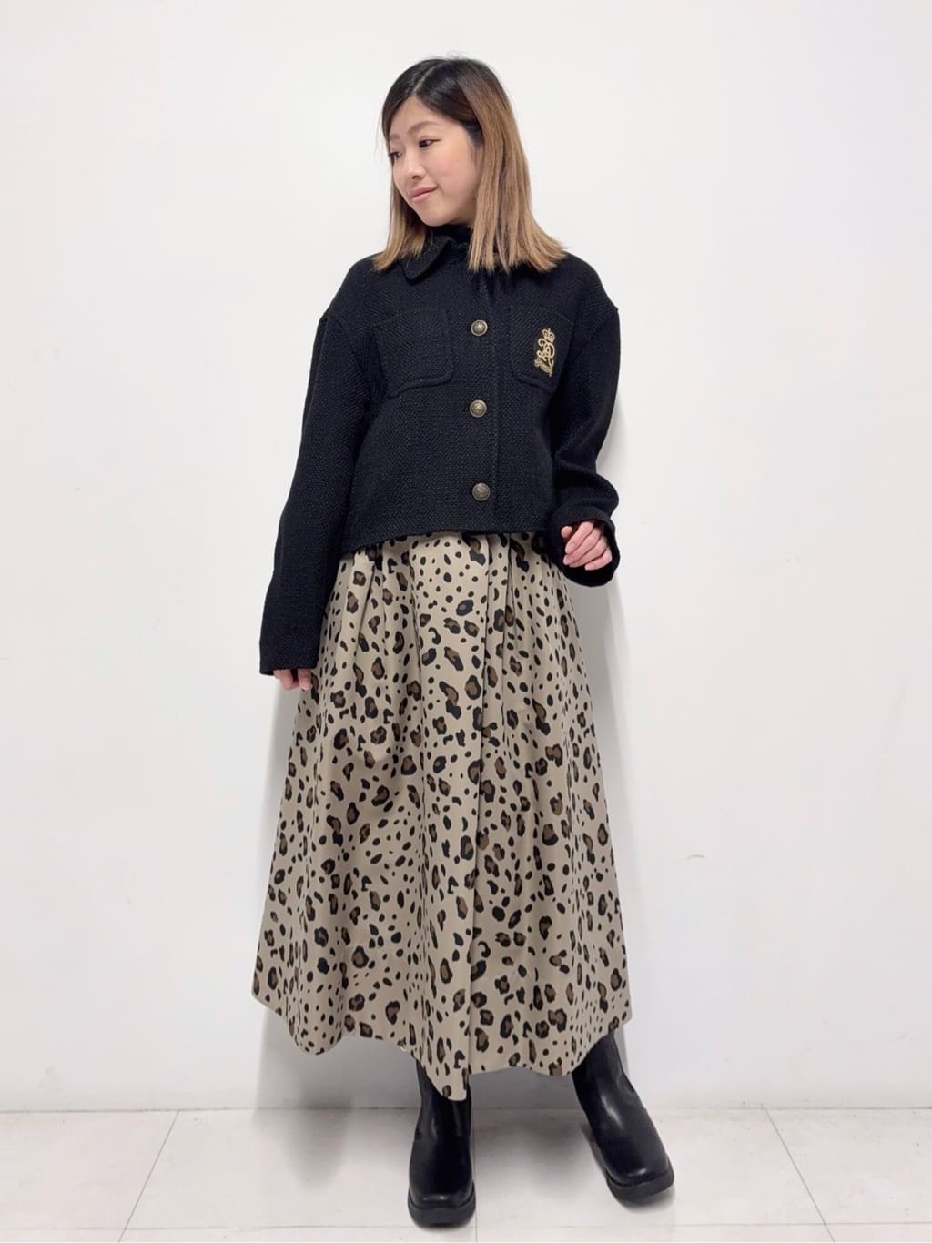 Nishijimaさんの「DRESSTERIOR｜◆エンブレムショートブルゾン」を使ったコーディネート