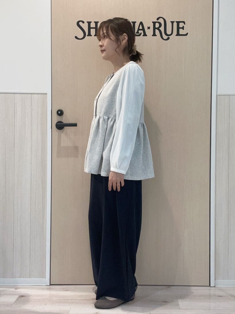 funafunaさんの「SHOO･LA･RUE｜ラクチン フラットパンプス」を使ったコーディネート