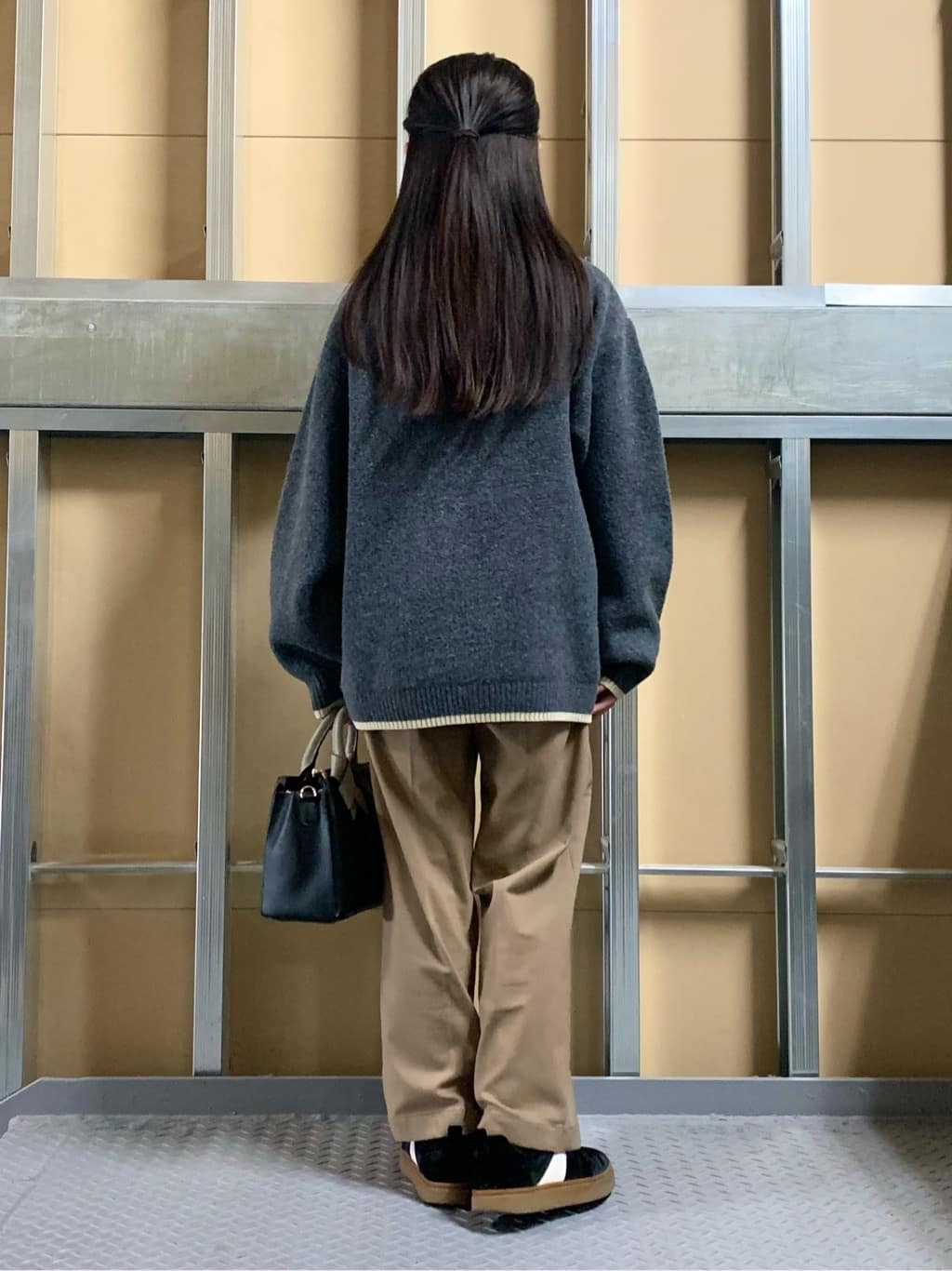 sahoさんの「THE SHOP TK｜【洗える】ほど良くラフで女性らしい ハーフZIPニット」を使ったコーディネート