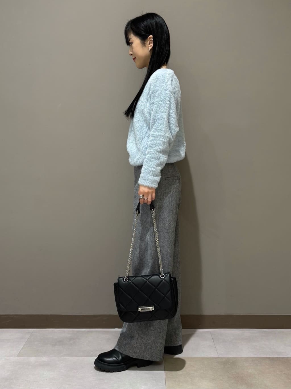 KEIKOさんの「INDIVI｜【洗える】エアリーシャギートップス」を使ったコーディネート
