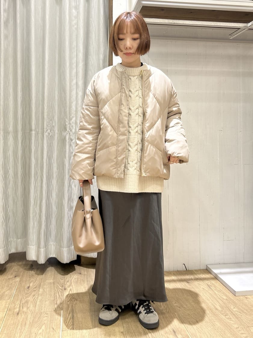 ga_riさんの「THE SHOP TK｜きれいめにもカジュアルにも ノーカラーキルトジャケット」を使ったコーディネート