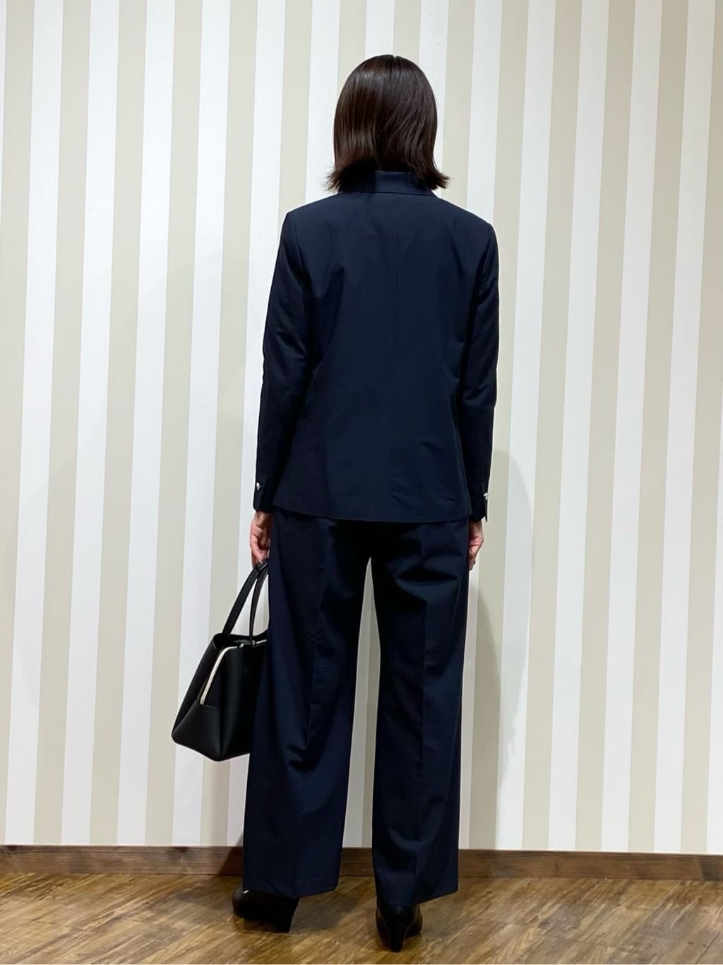 SAOさんの「SHOO･LA･RUE｜【セットアップ可/S-LL/洗濯機可】マニッシュに決まる ダブルブレストジャケット」を使ったコーディネート