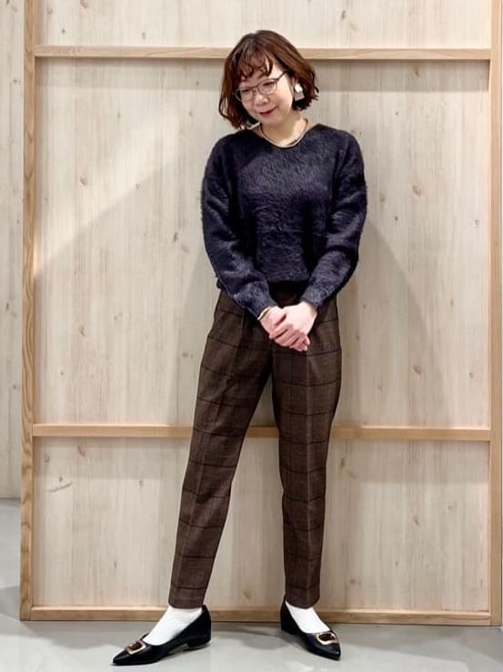 nakoさんの「THE SHOP TK｜【華やかで柔らか】ふわふわフェザーニット/洗える・前後2WAY」を使ったコーディネート