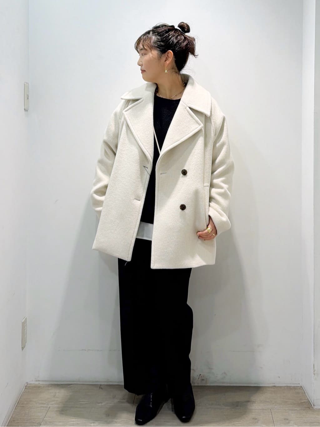 sumicaさんの「OPAQUE.CLIP｜リラクシークルーネックニット【洗濯機OK】」を使ったコーディネート