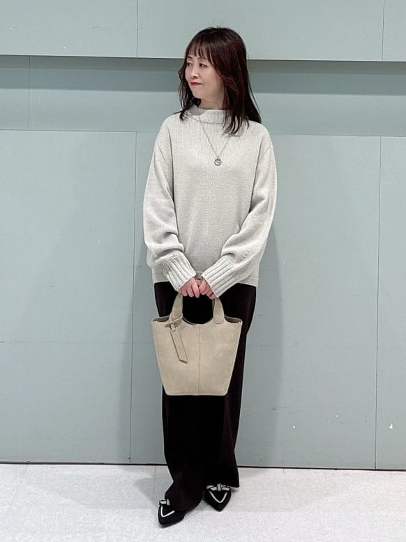 makiさんの「UNTITLED｜【洗える】スポンディッシュ ボトルネックニット」を使ったコーディネート